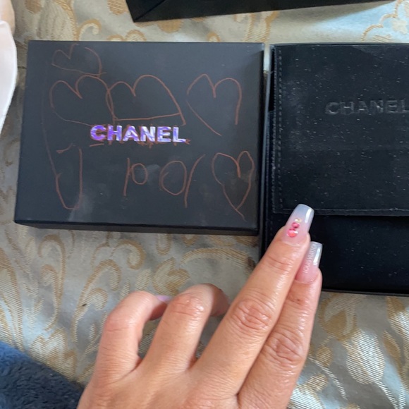 Earring - Picture 6 of 6